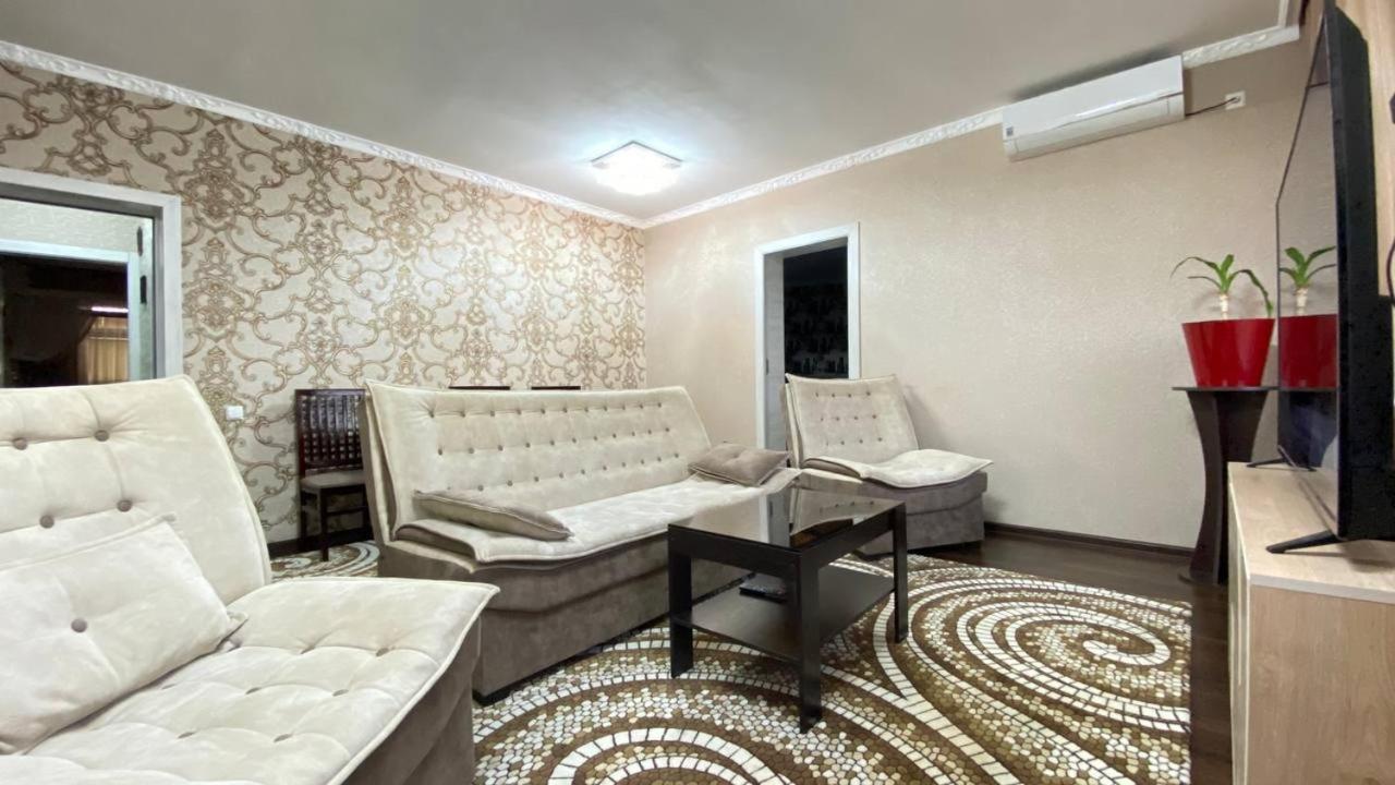 Hi-Tech Apartment In City Center Tashkent Exterior photo