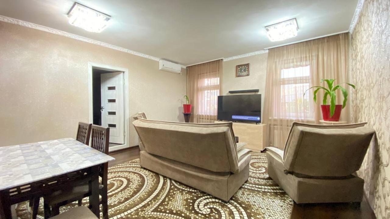 Hi-Tech Apartment In City Center Tashkent Exterior photo